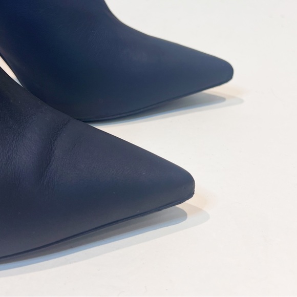 LANVIN BLACK POINTED TOE STILETTO BOOTIE - Picture 12 of 14